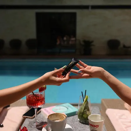 Elexus Hotel 4*