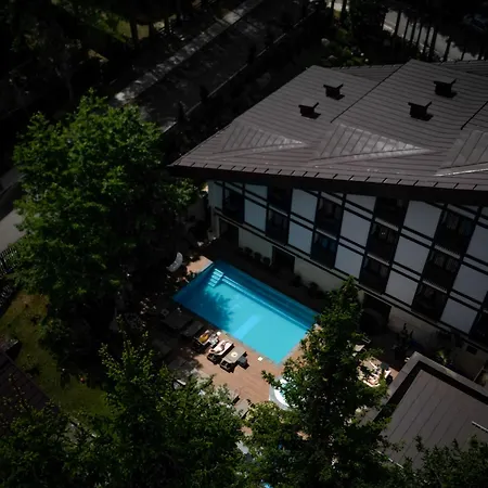 Hotel Elexus 4*